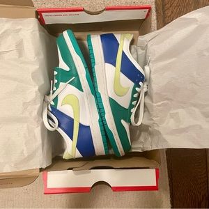 Nike GS Dunk Low Stadium Green /Game Royal FN6973-100 Size 6Y or women’s 7.5